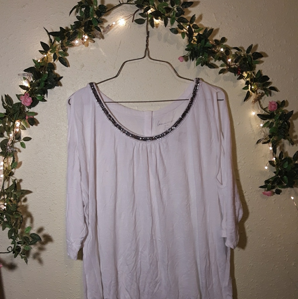 Cold shoulder fall shirt minor spot